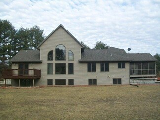 S12939 Ivy Ln, Spring Green, WI 53588