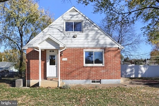 343 S Sporting Hill Rd, Mechanicsburg, PA 17050