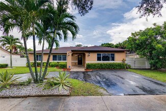 5727 SW 117th Ave, Cooper City, FL 33330
