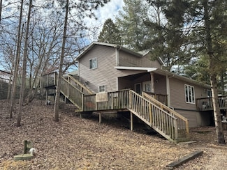 816 Maple St, Twin Lakes, WI 53181