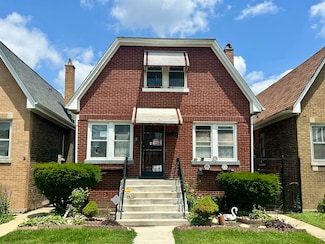 4440 W Iowa St, Chicago, IL 60651