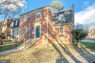 1800 Golf View Ct, Reston, VA 20190