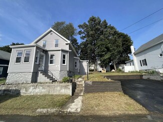 38 Stavely St, Lowell, MA 01852