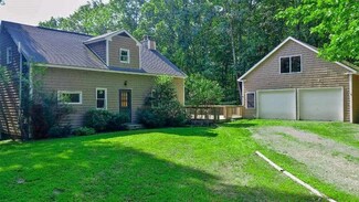 72 Griswold Dr, Bellows Falls, VT 05101