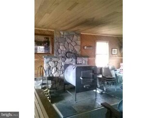 20378 Laurel Mountain Rd, Three Springs, PA 17264