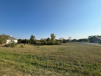 13139 Hidden Creek Ln, Roscoe, IL 61073