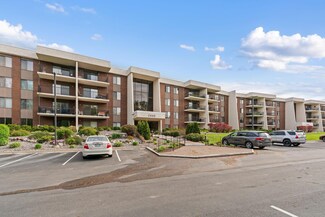 2445 Londin Ln E Unit 105, Saint Paul, MN 55119