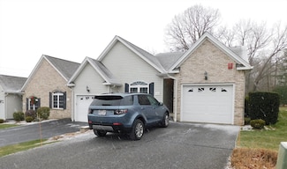 176 Canterbury Way, West Springfield, MA 01089