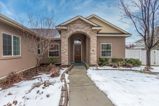4047 E Easy Jet Dr, Meridian, ID 83642