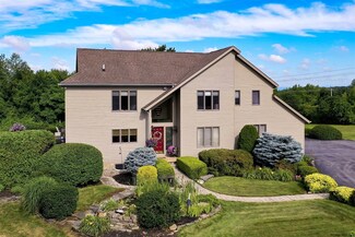 32 Smith Rd, Mechanicville, NY 12118