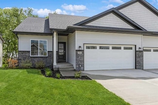 1010 Switchgrass Ln, Ely, IA 52227