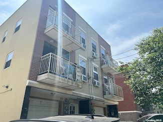 10844 41st Ave, Flushing, NY 11368
