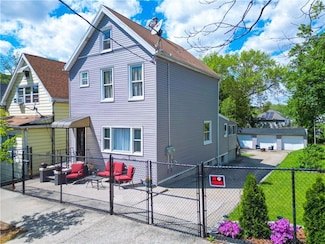 101 Laurel Ave, Staten Island, NY 10304