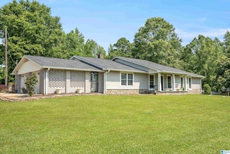 201 Runway Dr, Hayden, AL 35079