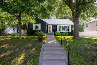 621 Penn Ave S, Minneapolis, MN 55405