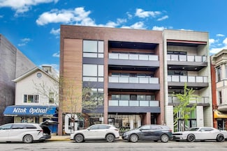 2742 N Lincoln Ave Unit 202, Chicago, IL 60614