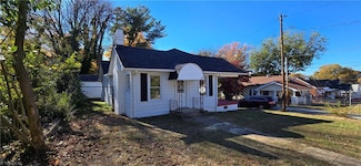 113 Edgeworth St, High Point, NC 27262