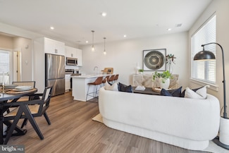 17 Mainland Rd Unit 216, Harleysville, PA 19438