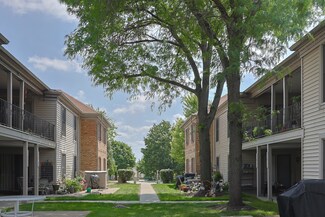 1700 Fayette Walk Unit E, Hoffman Estates, IL 60169