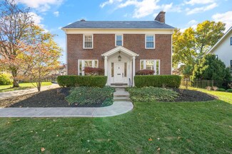 2551 Sherwood Rd, Columbus, OH 43209