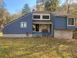 505 Ogburn St, Paris, TN 38242