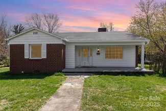 1206 Knox St, Statesville, NC 28677