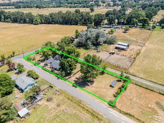 1601 Valley Rd, Willits, CA 95490