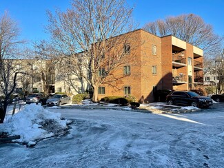 150 Lewis St Unit 206, Lynn, MA 01902