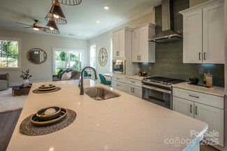 2630 Rose St, Charlotte, NC 28208