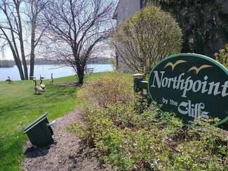 730 Cliffs Dr Unit 104 A, Ypsilanti, MI 48198