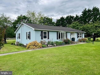 1166 Specks Run Rd, Bunker Hill, WV 25413