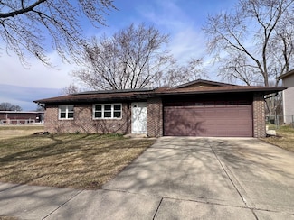 6688 Foxtree Ave, Woodridge, IL 60517