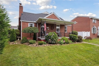 1210 Carlisle St, Natrona Heights, PA 15065