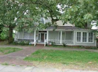 206 W Waterman St, Dumas, AR 71639