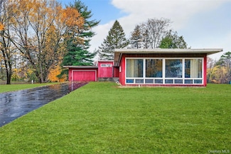 57 Overhill Rd, Middletown, NY 10940