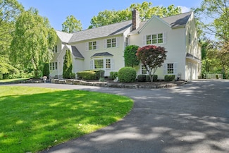 22 Fox Run, Wilton, CT 06897