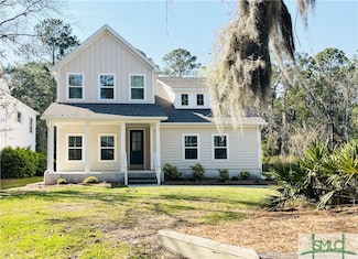 125 Long Creek Ln, Richmond Hill, GA 31324