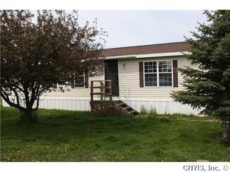 50 Lakeview Court Ln, Union Springs, NY 13160