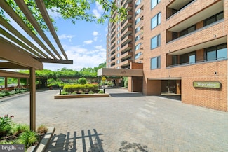 111 Hamlet Hill Rd Unit 707, Baltimore, MD 21210