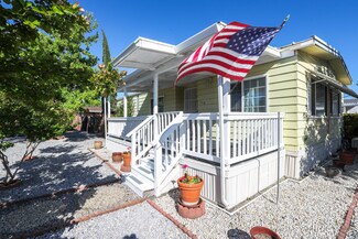 4358 White River Dr, Redding, CA 96003