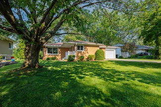 103 N Adelaide St, Normal, IL 61761