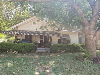 312 Leads St, Dallas, TX 75203
