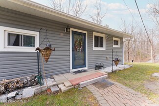 144 1st Dyke Rd, Averill Park, NY 12018