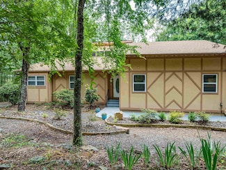 28 Fonsagrada Way, Hot Springs Village, AR 71909