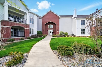 3040 Byrnwyck W Unit 107, Maumee, OH 43537