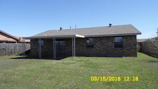915 SW 60th St, Lawton, OK 73505