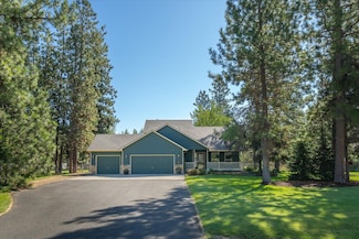6195 Khloe Ct, Nine Mile Falls, WA 99026