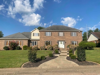 5599 Victoria Ct, Newburgh, IN 47630