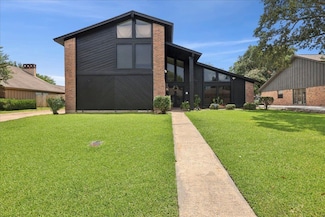5955 Bicentennial Ln, Beaumont, TX 77706