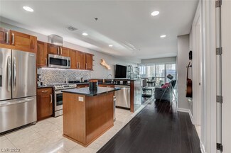 4525 Dean Martin Dr Unit 611, Las Vegas, NV 89103